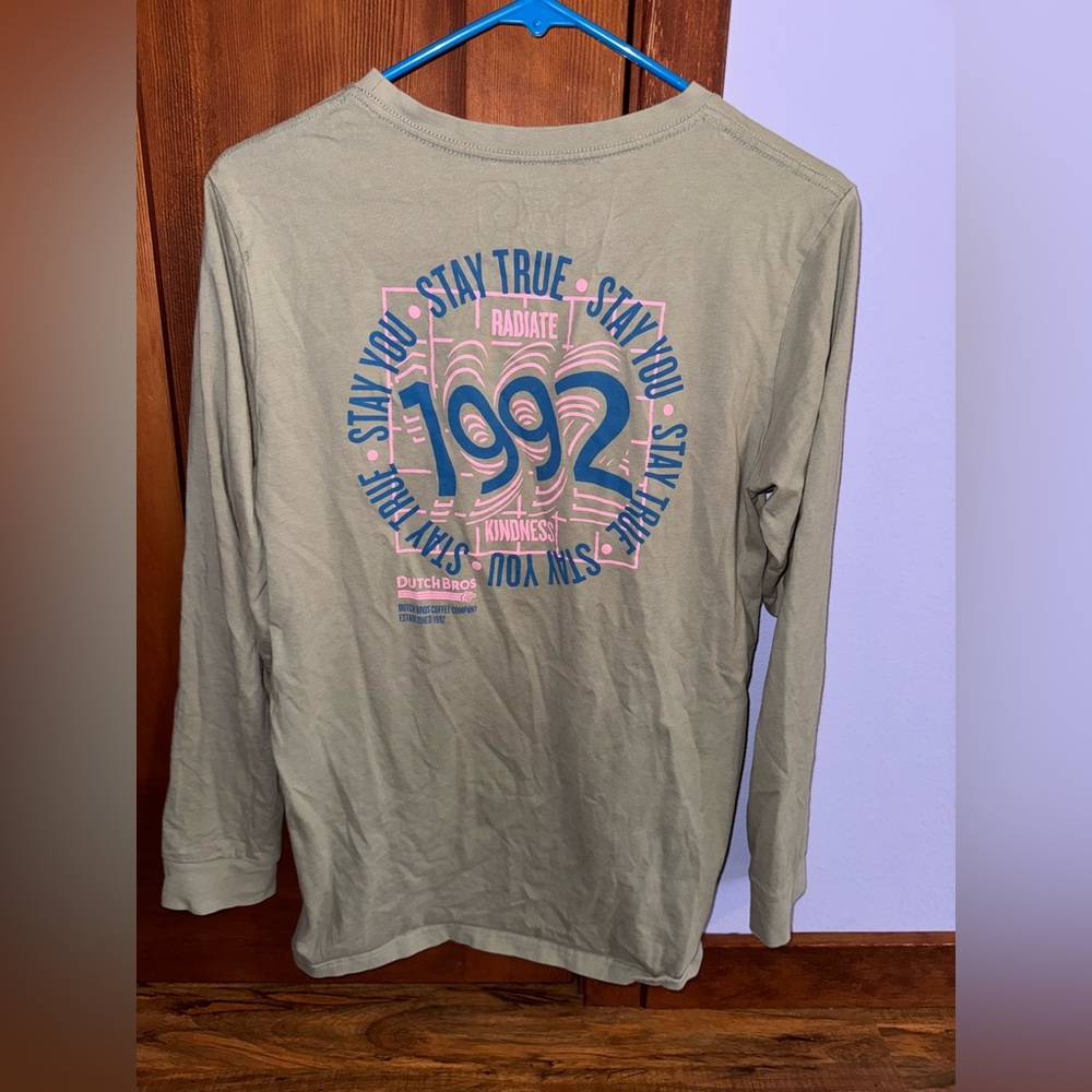 Women’s Medium Dutch Bros Long Sleeve